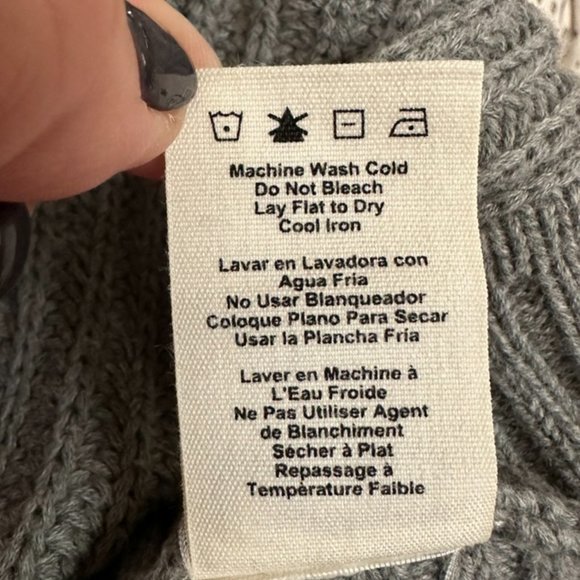 UGG Large Raelynn Soft Cable Knit Turtleneck Poncho Gray Sweater Pockets - Picture 7 of 7